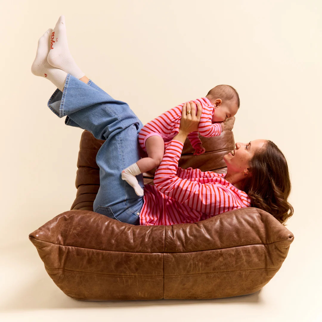 Baby Body Gestreift aus Bio-Baumwolle in Pink/Rot - Image 4