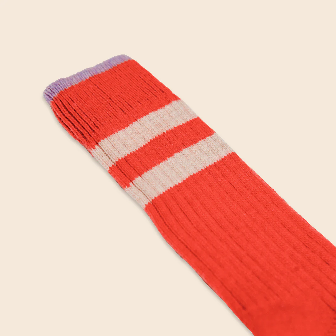 Dünne Stricksocken aus Wolle in popeia Rot - Image 5