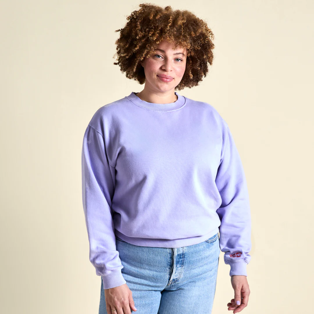Kindness Sweater aus Bio-Baumwolle in Lila - Image 5