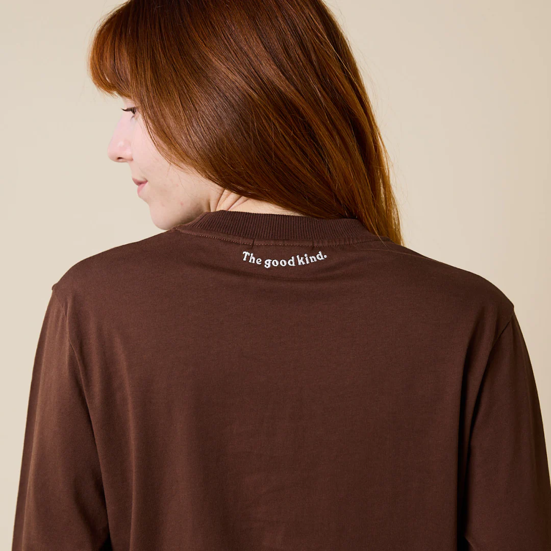 Langarmshirt aus Bio-Baumwolle in Dunkelbraun - Image 3