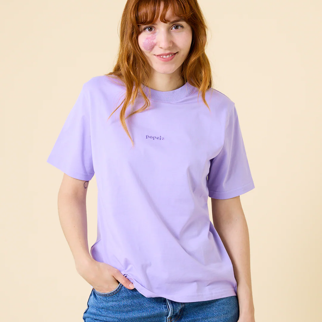 T-Shirt aus Bio-Baumwolle in Lila - Image 5