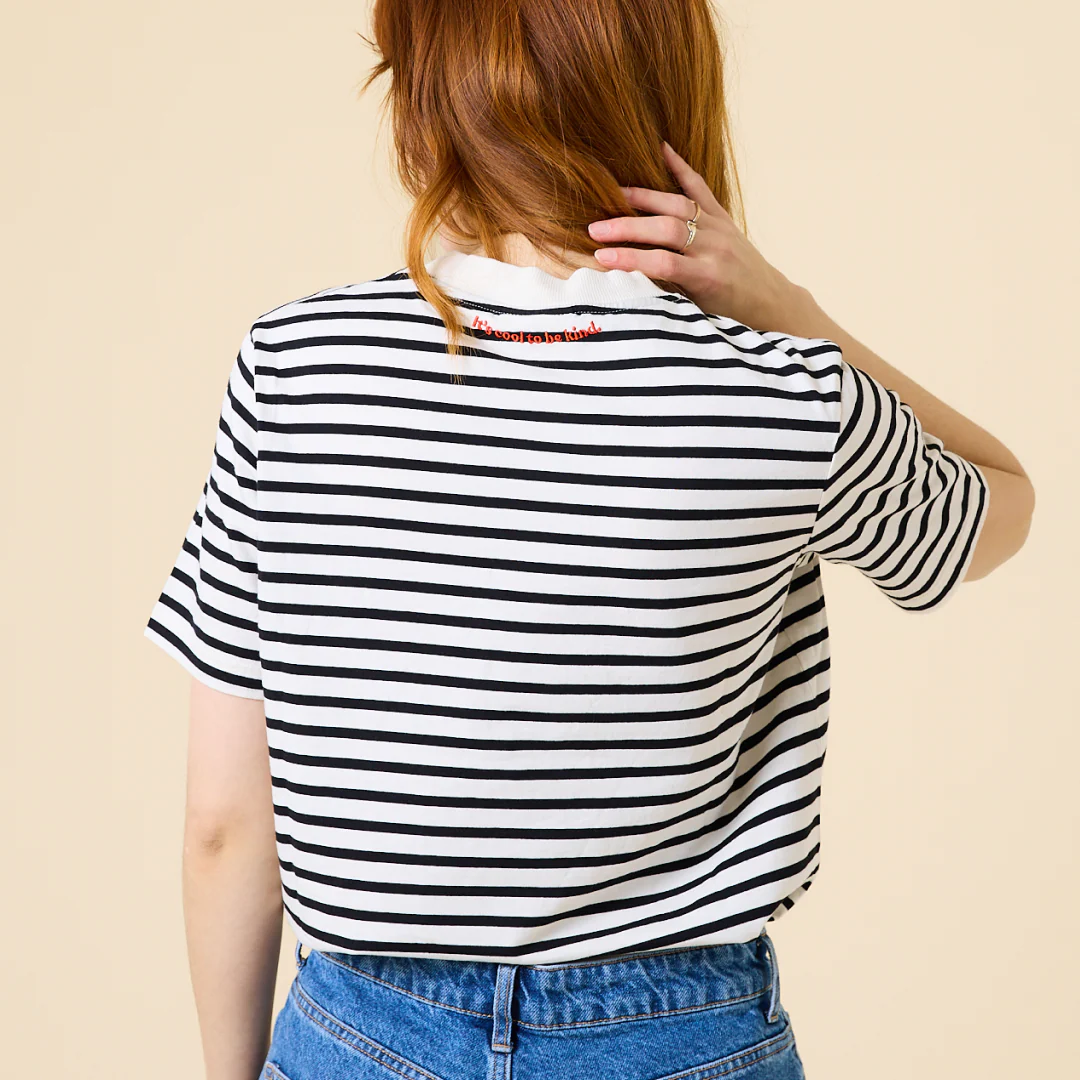 T-Shirt Gestreift aus Bio-Baumwolle in Schwarz/Off-White - Image 3