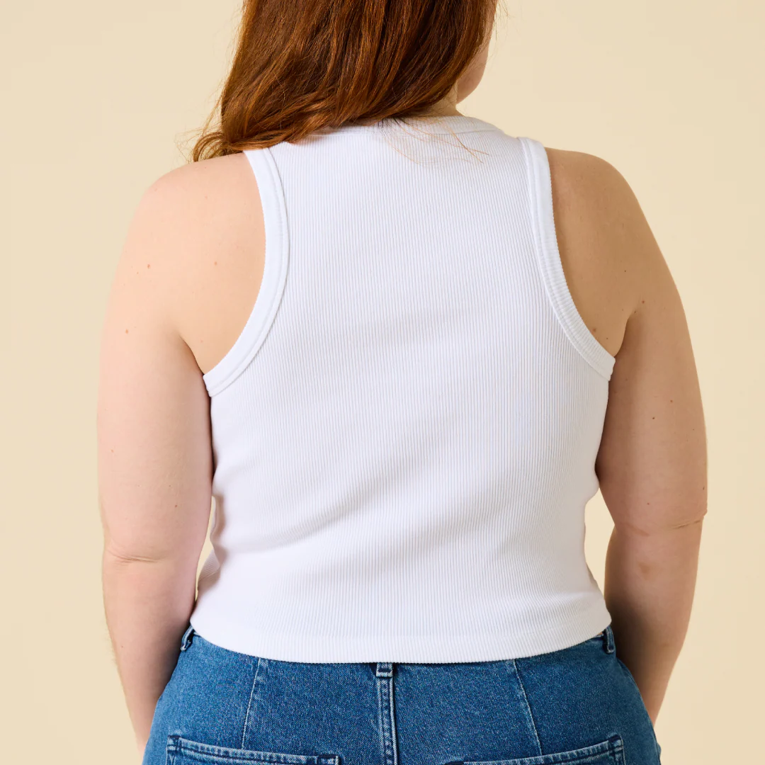 The 24/7 Crop Top aus Bio-Baumwolle in Weiß - Image 6