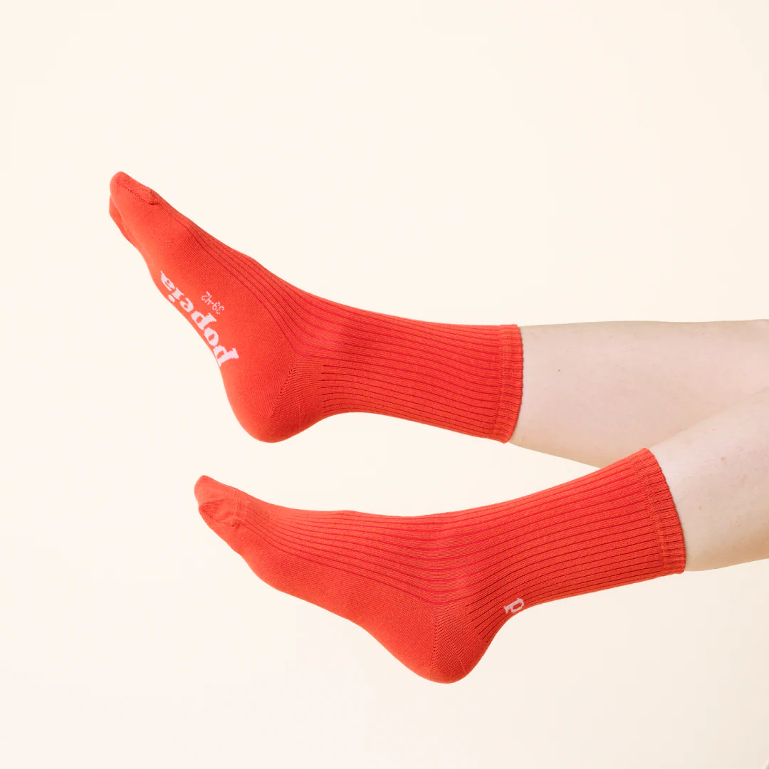 The Casual - Socken aus Bio-Baumwolle in Aperol Rot - Image 4
