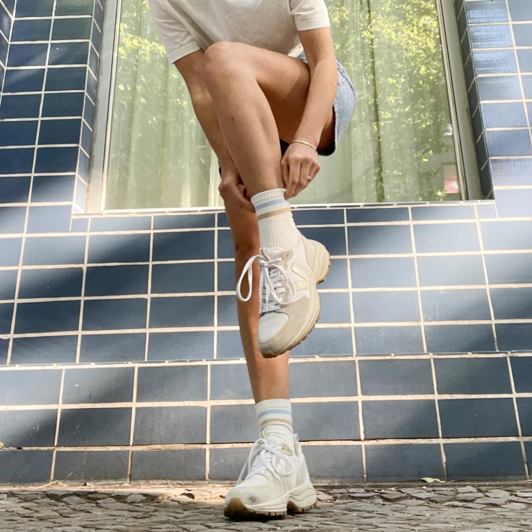 The Sporty Set: Socken aus Bio-Baumwolle in Off-White - Image 4