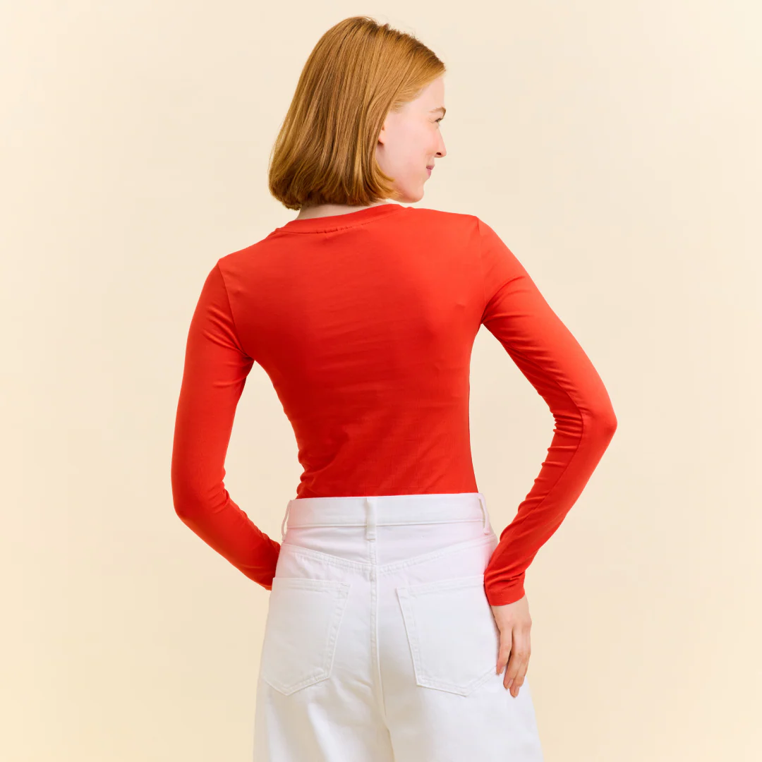 Tight Langarmshirt aus Bio-Baumwolle in popeia Rot - Image 4